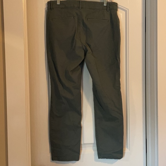 LOFT Size 8 Regular Dark Sea Green Girlfiriend Chinos Flat Front Pants Slacks - Picture 4 of 5